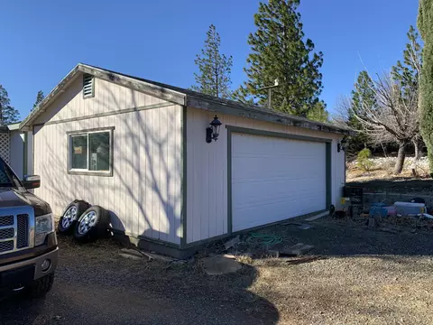 29218 Brush Patch Ln, Round Mountain, CA 96084 photo 4