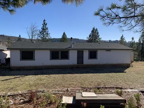 29218 Brush Patch Ln, Round Mountain, CA 96084 photo 2