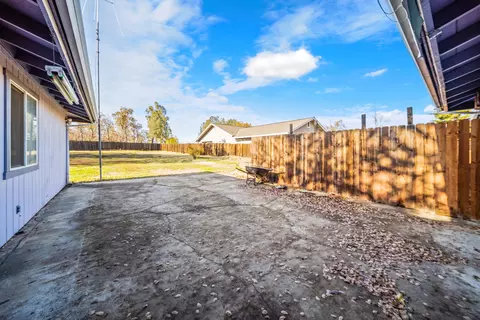 2358 Oxford Rd, Redding, CA 96002 photo 19