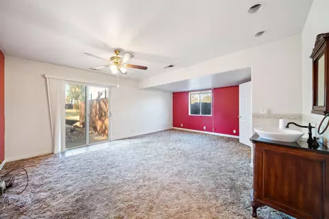 2358 Oxford Rd, Redding, CA 96002 photo 9