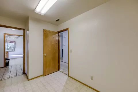 3398 Somerset Ave, Redding, CA 96002 photo 4