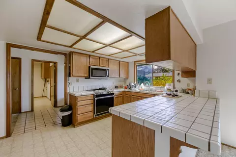 3398 Somerset Ave, Redding, CA 96002 photo 3