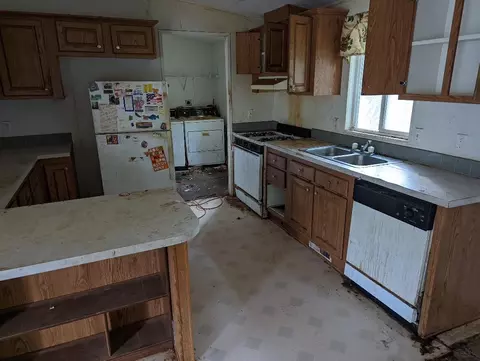 17799 Irish Rd, Redding, CA 96003 photo 8