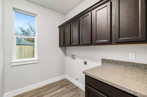 2541 S Waverly Ave, Redding, CA 96001 photo 10