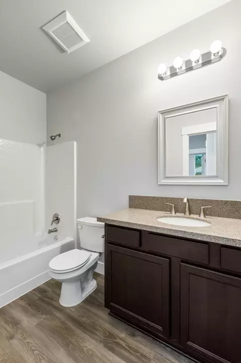 2541 S Waverly Ave, Redding, CA 96001 photo 12