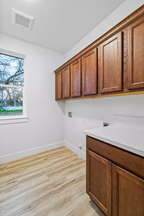 2537 S Waverly Ave, Redding, CA 96001 photo 15