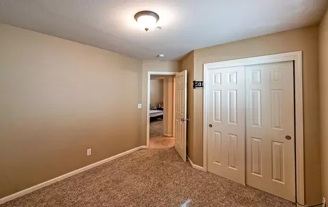 2055 Vienna Way, Redding, CA 96003 photo 15