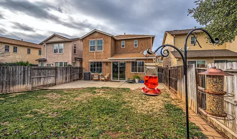 2055 Vienna Way, Redding, CA 96003 photo 20