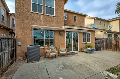 2055 Vienna Way, Redding, CA 96003 photo 21