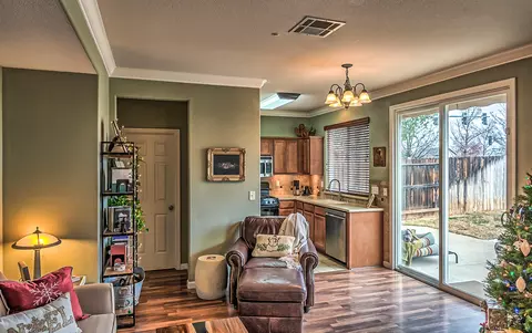 2055 Vienna Way, Redding, CA 96003 photo 5