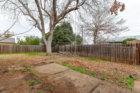 2056 Galaxy Way, Redding, CA 96002 photo 24