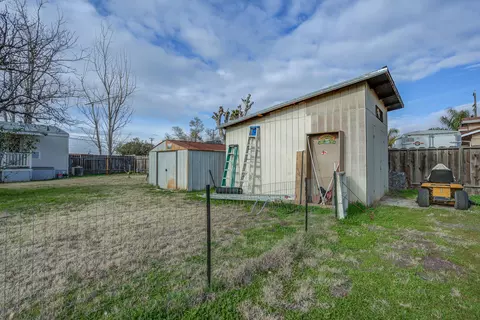 9314 San Benito Ave, Gerber, CA 96035 photo 4