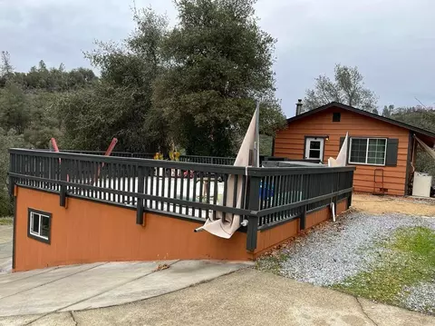 14921 Ranger Ct, Redding, CA 96003 photo 2