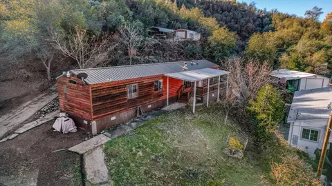 22155 Ravine Ct, Redding, CA 96003 photo 7