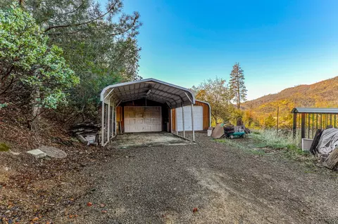 22155 Ravine Ct, Redding, CA 96003 photo 22