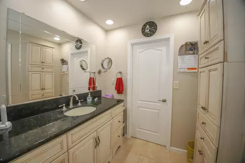 600 Joaquin, Redding, CA 96002 photo 18