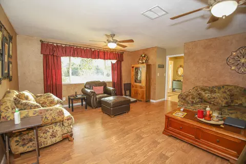 600 Joaquin, Redding, CA 96002 photo 11