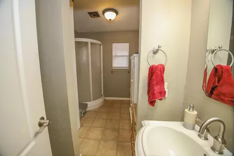 600 Joaquin, Redding, CA 96002 photo 27