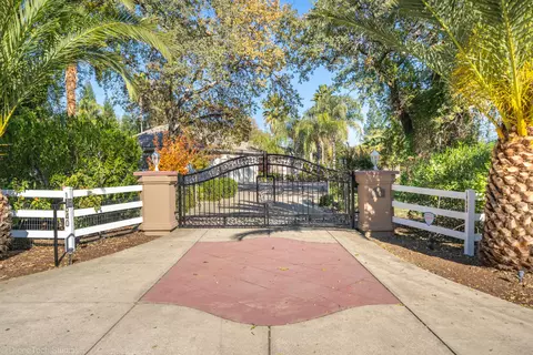 19640 Natalie Way, Redding, CA 96003 photo 1