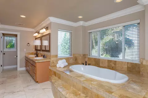 6260 Carmel Dr, Redding, CA 96003 photo 12