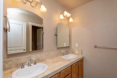 6260 Carmel Dr, Redding, CA 96003 photo 23