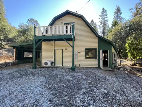 15101 Summer Shade Ln, Redding, CA 96003 photo 3