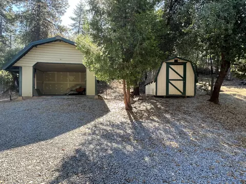 15101 Summer Shade Ln, Redding, CA 96003 photo 17