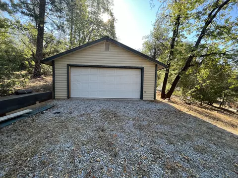 15101 Summer Shade Ln, Redding, CA 96003 photo 15