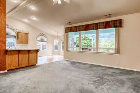 5938 Beaumont Ct, Redding, CA 96003 photo 3