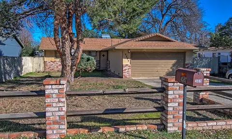 4597 Cedars Rd, Redding, CA 96001 photo 1