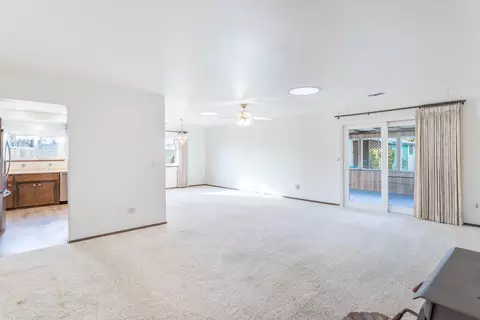 146 Woodhill Dr, Redding, CA 96003 photo 7