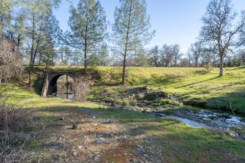 15981 Frontiersman Dr, Redding, CA 96001 photo 41