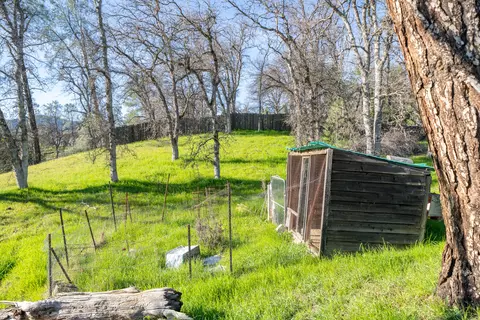 15981 Frontiersman Dr, Redding, CA 96001 photo 38