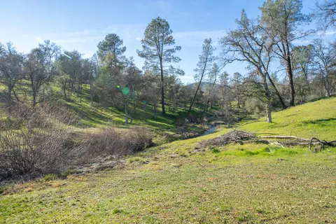 15981 Frontiersman Dr, Redding, CA 96001 photo 39