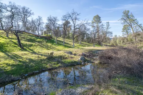 15981 Frontiersman Dr, Redding, CA 96001 photo 40