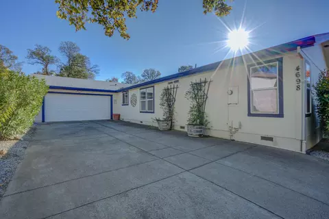 4698 Maple Trl, Redding, CA 96003