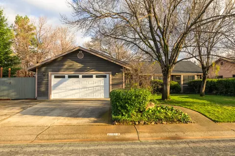 2023 Oconner Ave, Redding, CA 96001