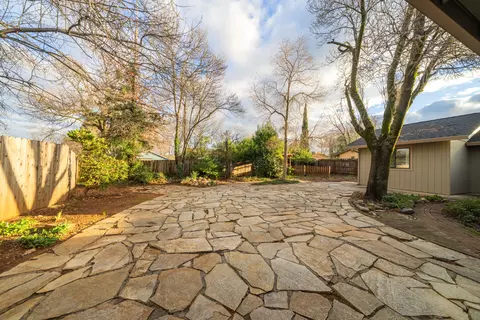 2023 Oconner Ave, Redding, CA 96001 photo 30
