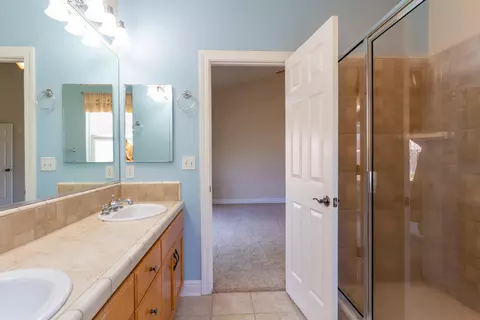 2378 Columbia Way, Redding, CA 96003 photo 12