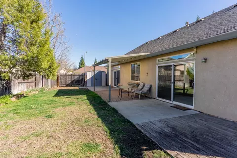 2378 Columbia Way, Redding, CA 96003 photo 14