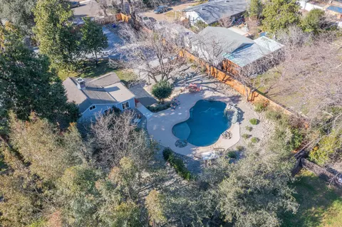 3231 Middleton Ln, Redding, CA 96002 photo 38