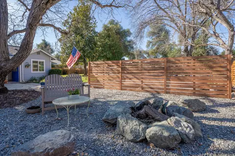 3231 Middleton Ln, Redding, CA 96002 photo 33