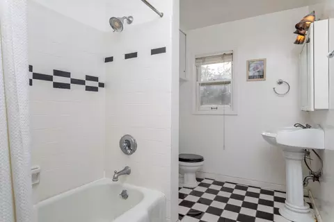935 Gold St, Redding, CA 96001 photo 11