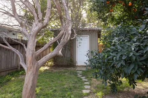 935 Gold St, Redding, CA 96001 photo 18