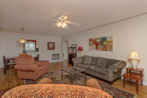 935 Gold St, Redding, CA 96001 photo 5