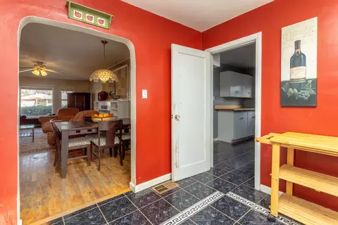 935 Gold St, Redding, CA 96001 photo 15