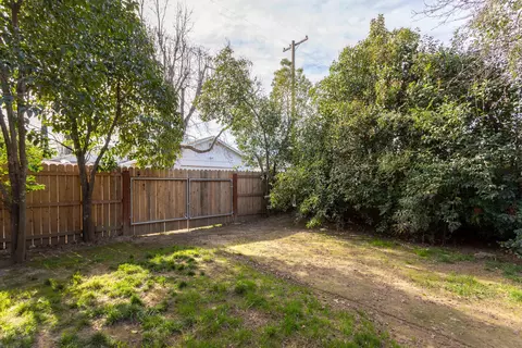 935 Gold St, Redding, CA 96001 photo 21