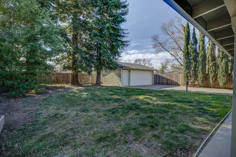 2255 Snow Ln, Redding, CA 96003 photo 45