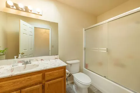 565 Springer Dr, Redding, CA 96003 photo 13