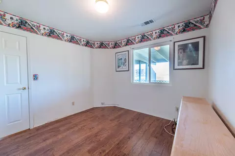 565 Springer Dr, Redding, CA 96003 photo 15